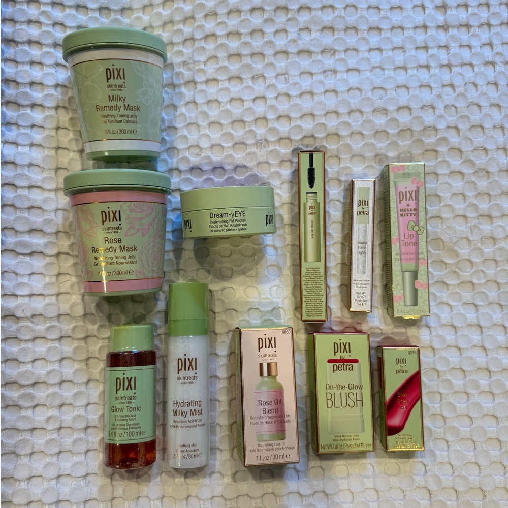 Brand New Pixi Skin & Make Up Bundle